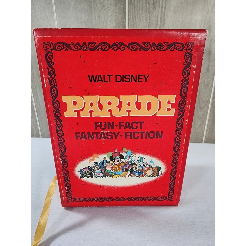 Walt Disney Parade 4 Volume Boxed Book Set  Vintage 1970 Golden Press Hardcover